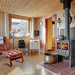 2 Bedroom Gorgeous In Feriehus